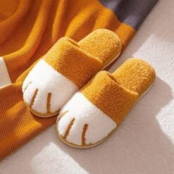 Cartoon Cute Cat Paw Plush Slippers SP15575 -EgrilDoll Fashion Outlet Store cartoon cute cat paw plush slippers sp15575 185