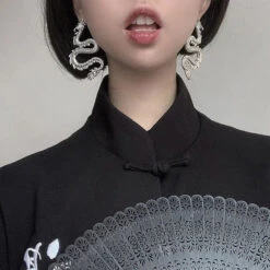 Endless Luck Dragon Earrings EG355 -EgrilDoll Fashion Outlet Store endless luck dragon earrings eg355 earings 405