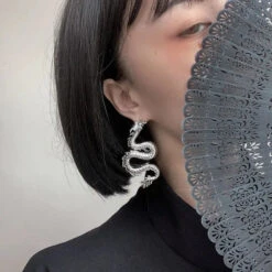 Endless Luck Dragon Earrings EG355