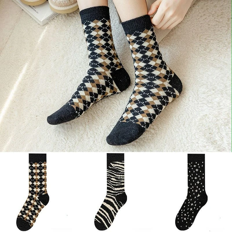Fashion Harajuku Black Comfy Socks ON356 9 Fashion Harajuku Black Comfy Socks ON356 - Image 9
