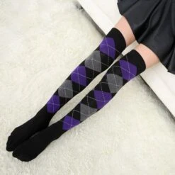 Harajuku Black/White Plaid Over The Knee Stocking BE478