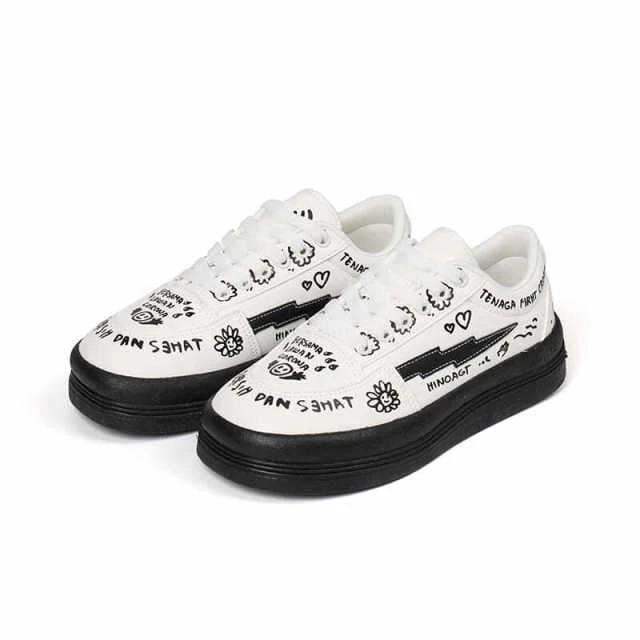 Kawaii Graffiti Sports Shoes FY024 7 Kawaii Graffiti Sports Shoes FY024 - Image 7