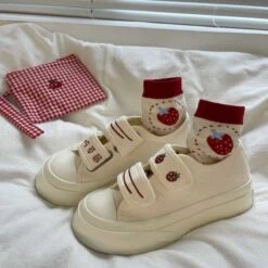 Kawaii Harajuku Fashion Strawberry Canvas Shoes EG529