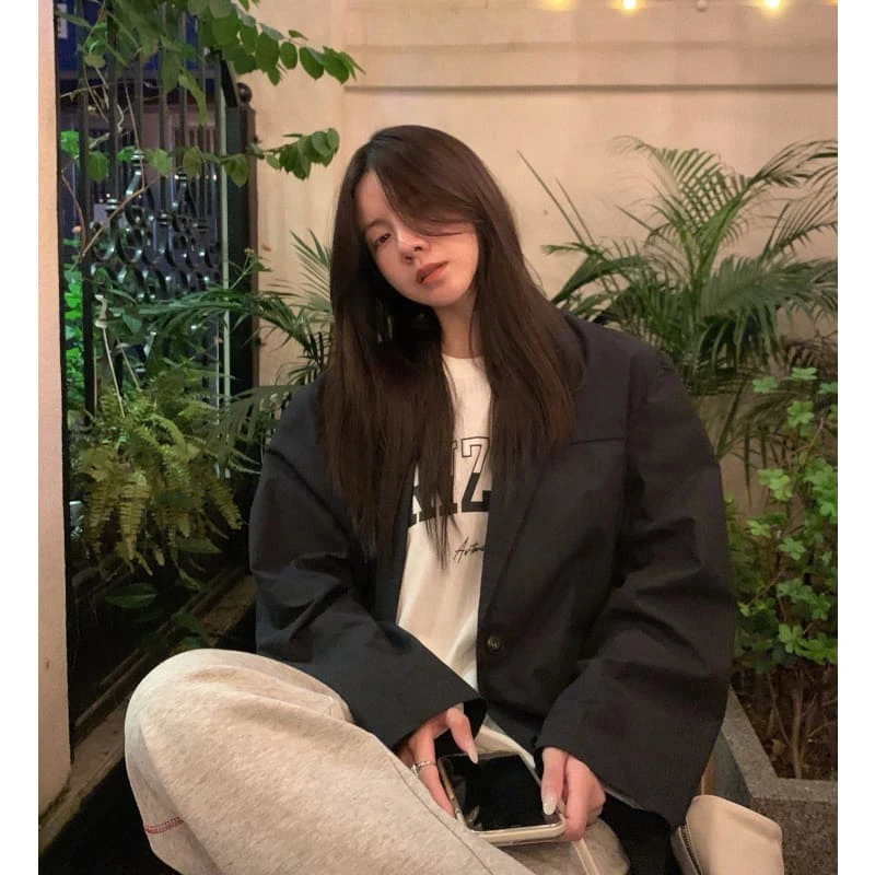 Korean Fashion Black Loose Blazer & Black Shorts TK020 3 Korean Fashion Black Loose Blazer & Black Shorts TK020 - Image 3