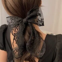 Korean Kawaii Black White Lace Bow Charm Hairpin BE282