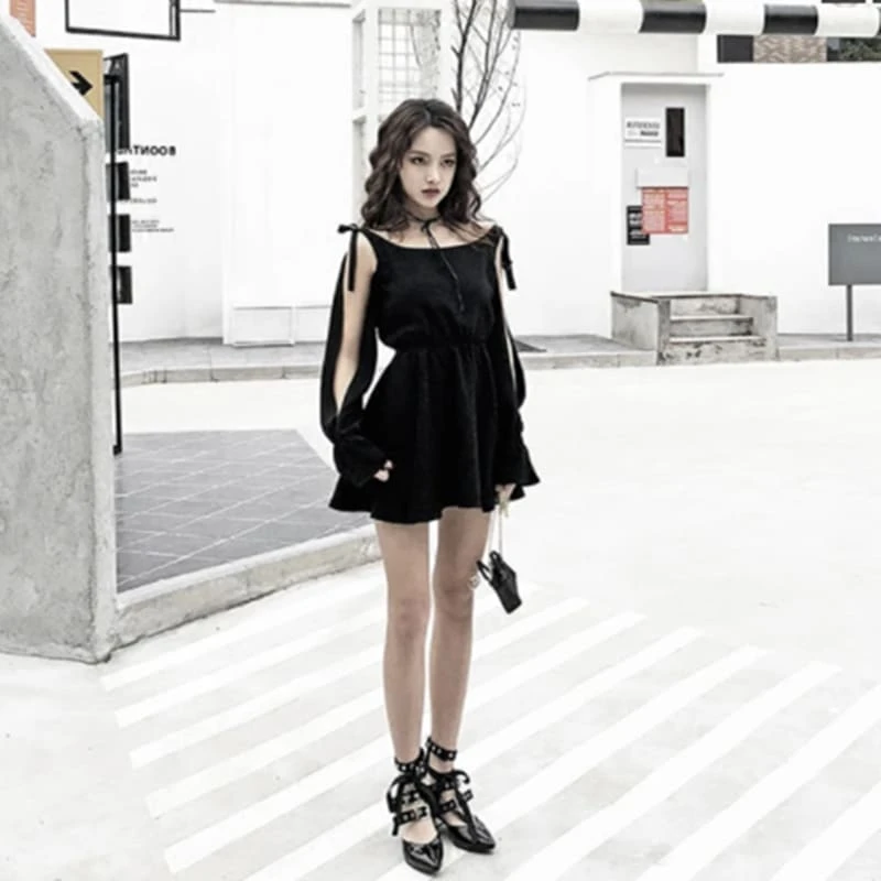 Lace Hollow Sleeve Black Dress EE0896 4 Lace Hollow Sleeve Black Dress EE0896 - Image 4